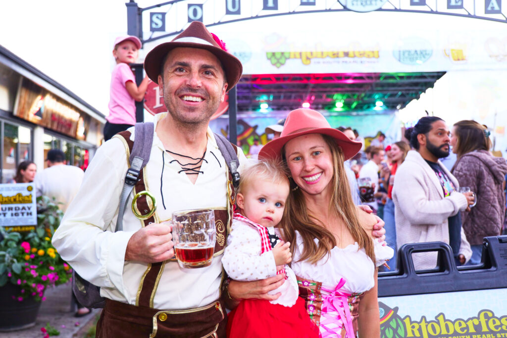 Oktoberfest - Collective Mind Technologies - Event Photography